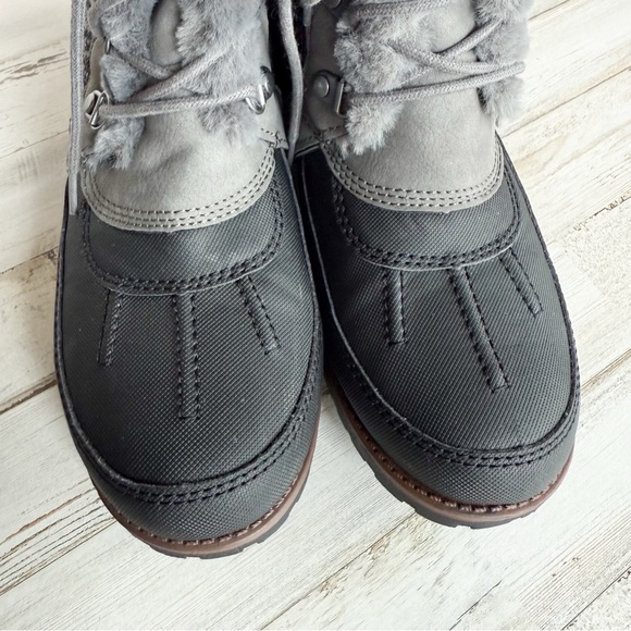 Rock & Candy Danlea Grey Faux Fur Lace Up Winter Snow Boots Women’s 8.5 - Picture 8 of 12